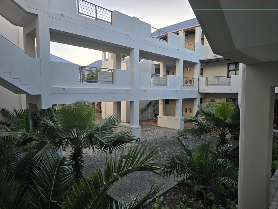 To Let 2 Bedroom Property for Rent in Admirals Park Western Cape